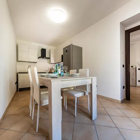 Mmhs-olbia Centro * أولبيا